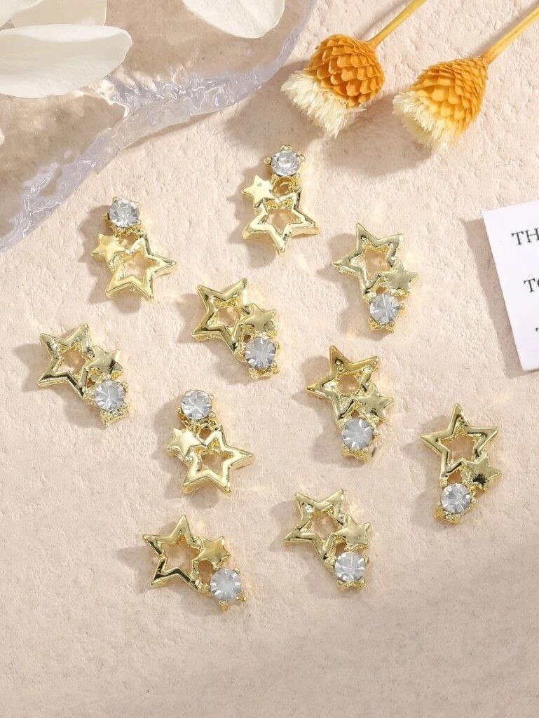 Nail Accessory Golden Star - 1 Pair