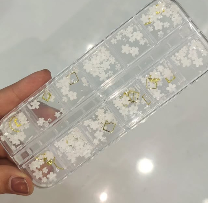 White Flower Nail Accessory