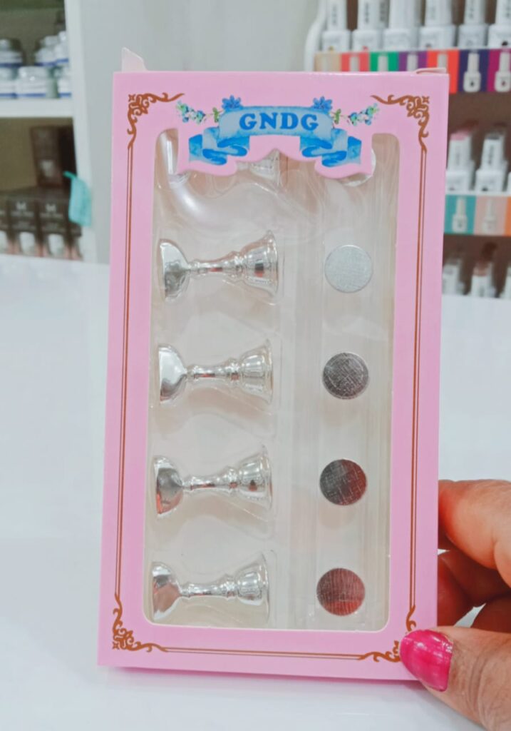 Press On Stand For Nail Art With Magnetic Holder - 1pc