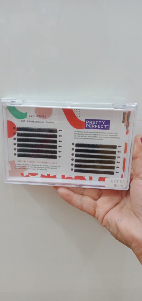 Pretty Perfect Eyelash Extension - 0.07 DD 8mm