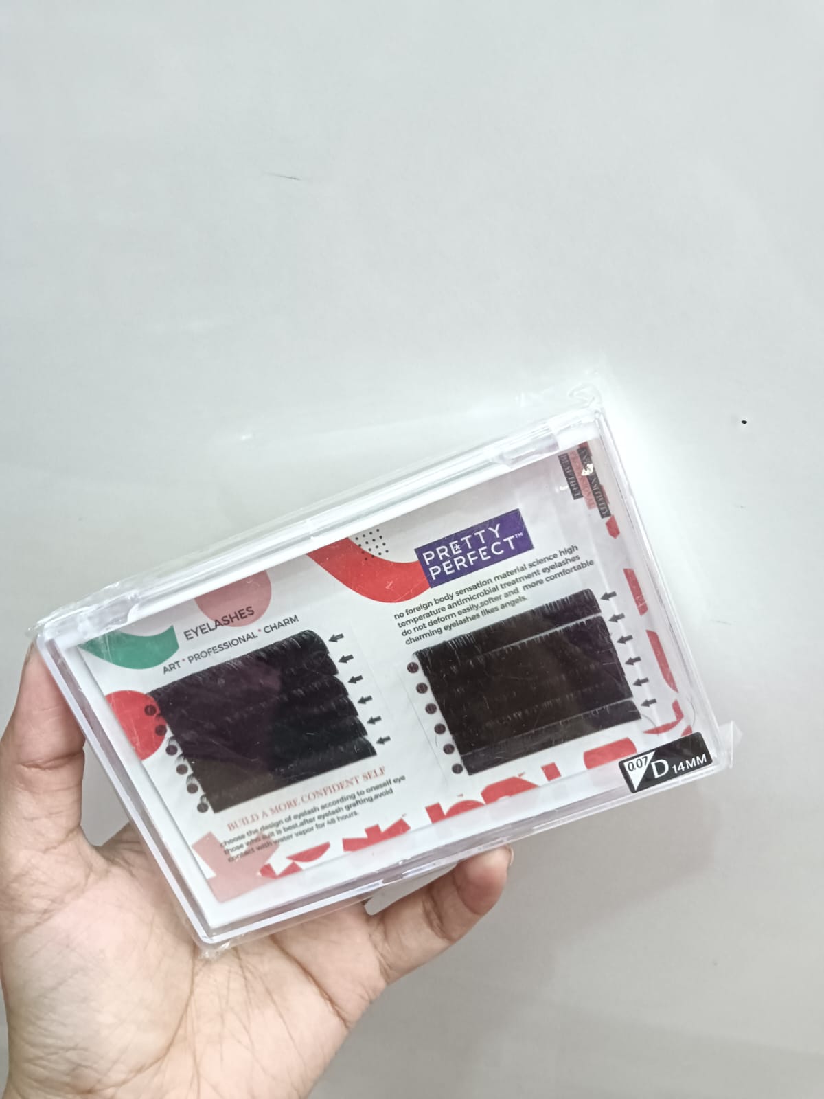 Pretty Perfect Eyelash Extension – 0.07- D -14mm