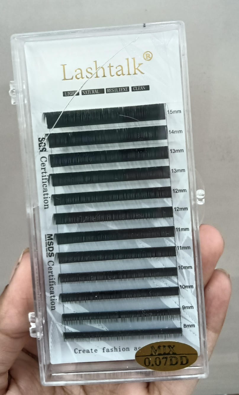 Lashtalk Eyelash Extension Mix – 0.07DD