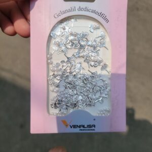 Flowers And Pearl Nail Accessory