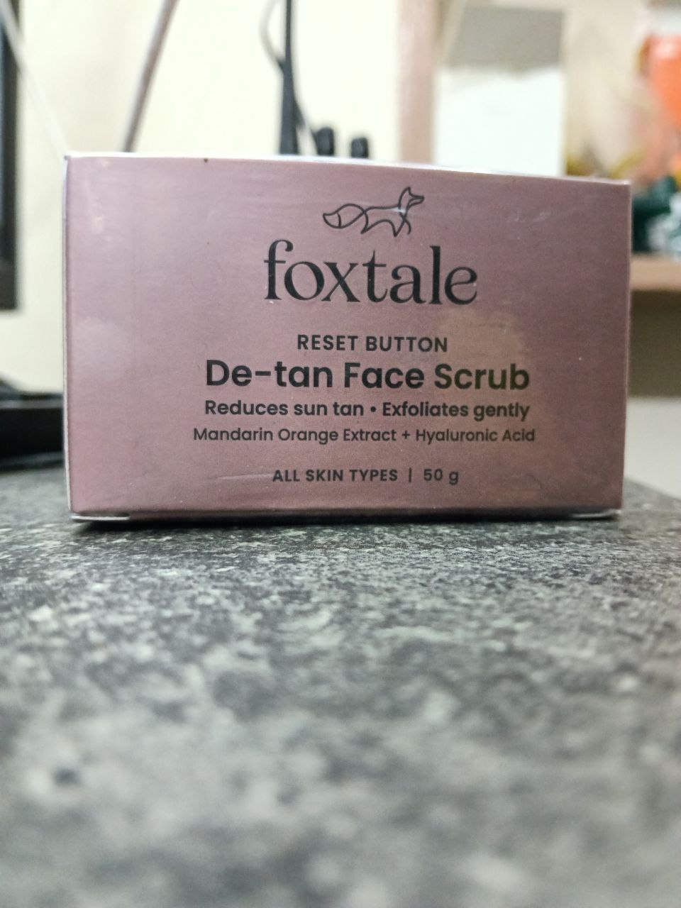 Foxtale Reset Button DE-TAN Face Reduces Sun Tan+Exfoliates Gently | 50g