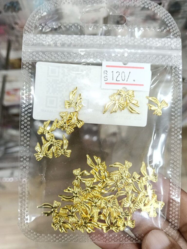 Nailfie Metal Golden Bow Nail Charm